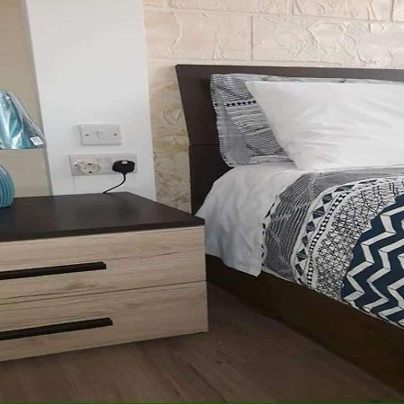 Charming Room In Peaceful Part Of Urban Valeta مسيدا المظهر الخارجي الصورة